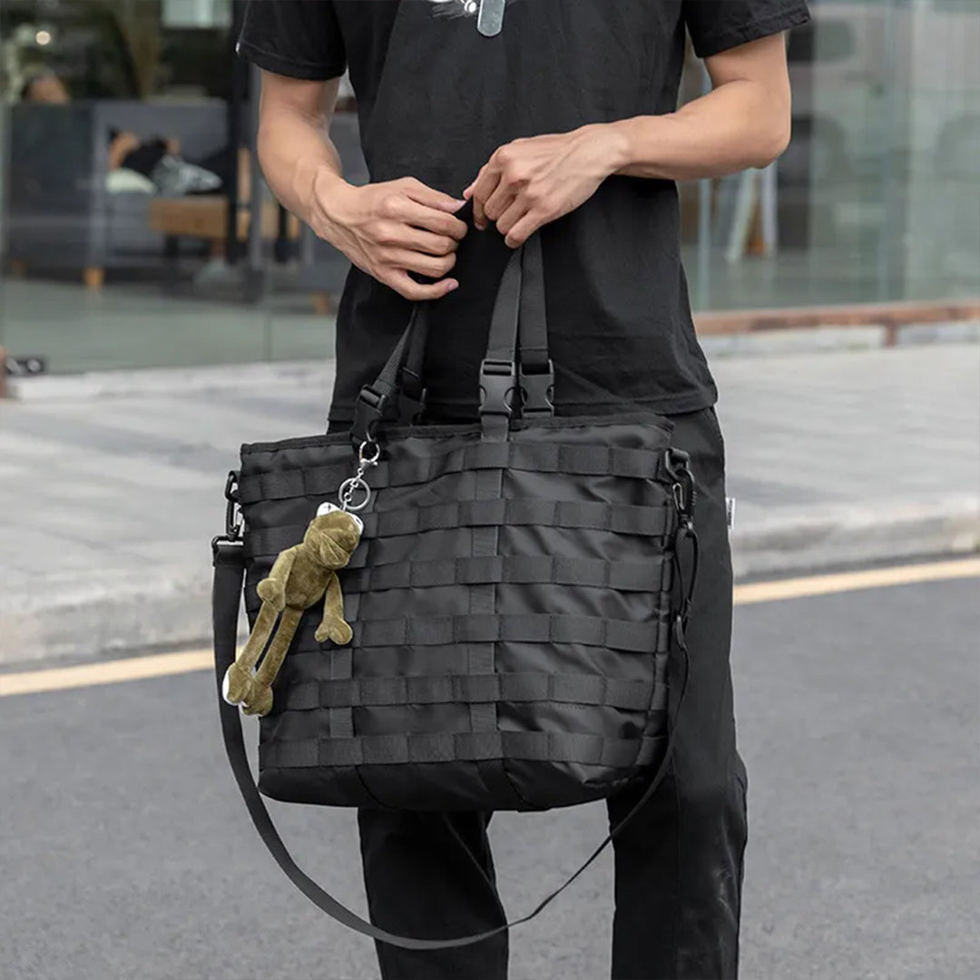 Bolsa tote BP 322 com design sofisticado e amplo espaço interno para o dia a dia.