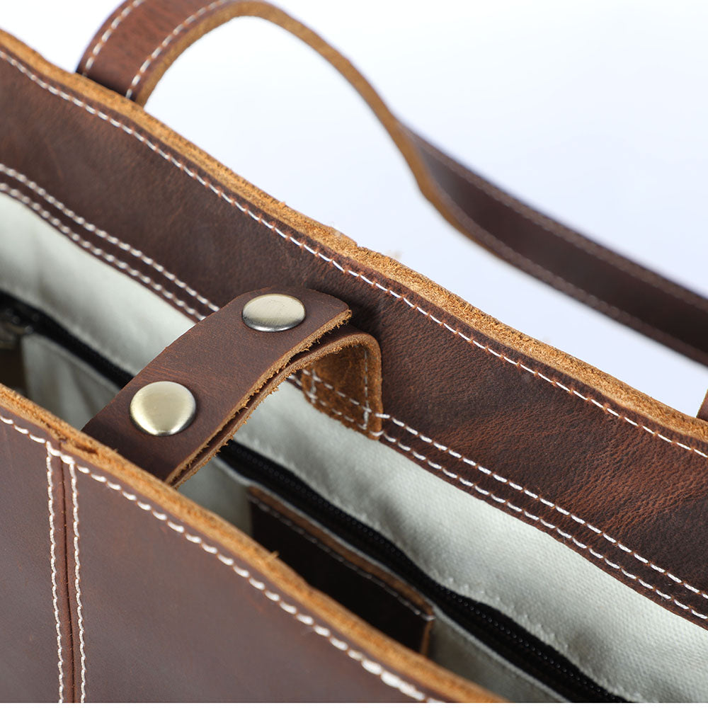 Bolsa Carteiro BP 209: Elegância Executiva e Organização em Couro Legítimo BAGYPACK