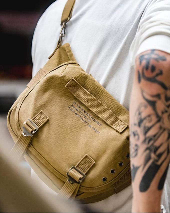 Bolsa Transversal BP 124: Lona, Compacta e Estilo Urbano BAGYPACK