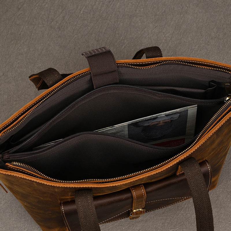 Bolsa Carteiro em Couro BP 123: Elegância e Espaço para Notebook 15" BAGYPACK