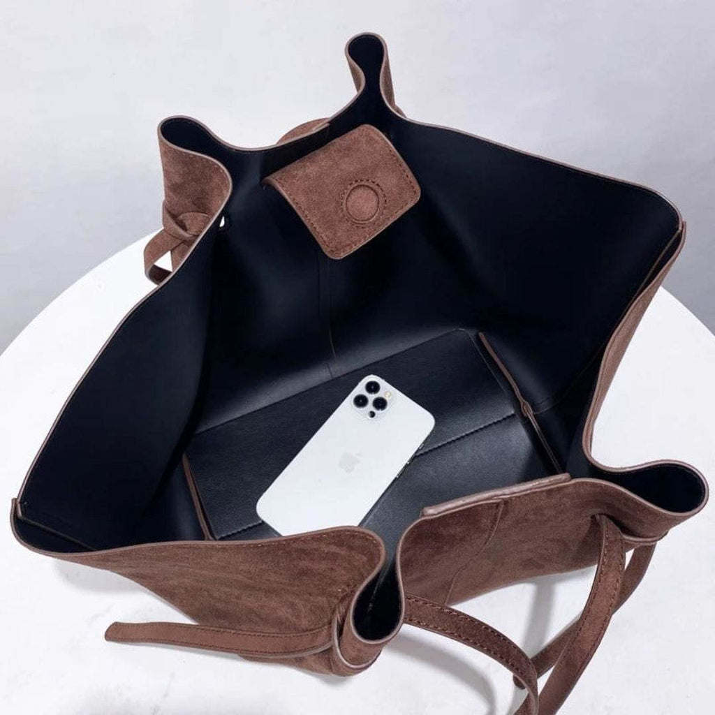 Bolsa Tote Bag BP 201: O Toque Exclusivo da Camurça Suede e Espaço Máximo BAGYPACK
