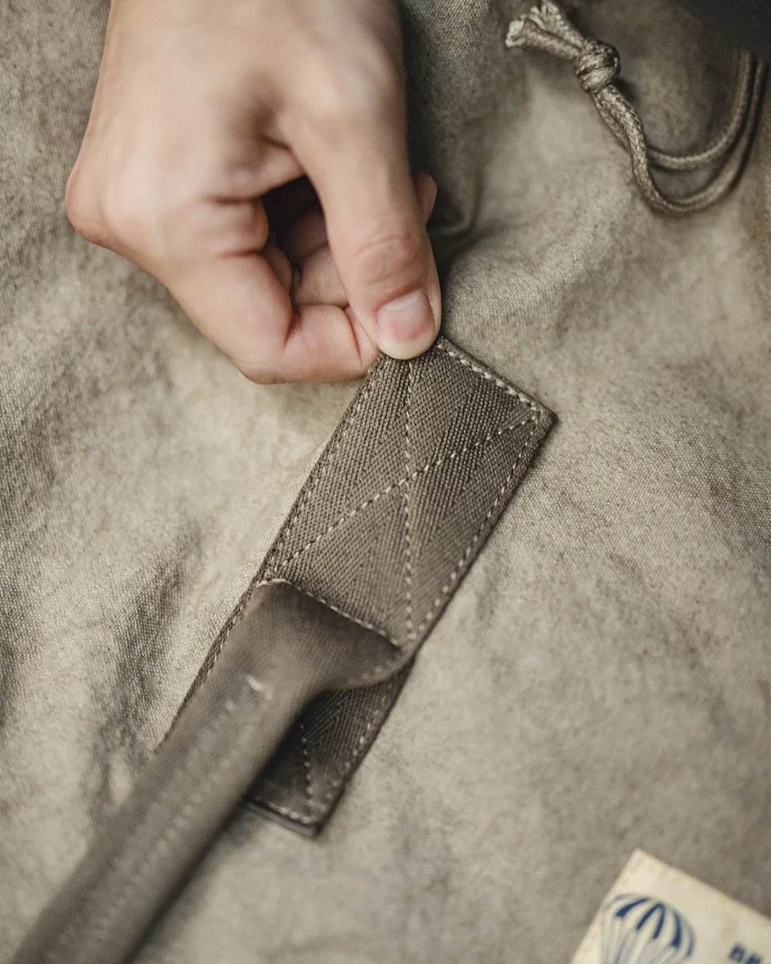 Bucket Bag em Lona BP 205: Estilo, Espaço e Durabilidade Urbana BAGYPACK