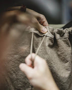 Bucket Bag em Lona BP 205: Estilo, Espaço e Durabilidade Urbana BAGYPACK
