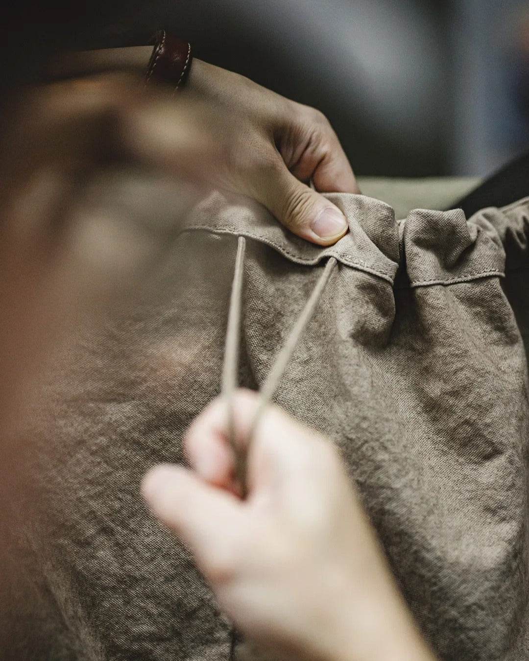 Bucket Bag em Lona BP 205: Estilo, Espaço e Durabilidade Urbana BAGYPACK