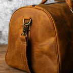 Duffel Bag de Viagem em Couro Legítimo BP 612: Sofisticação e 30 Litros de Capacidade BAGYPACK