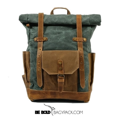 Mochila masculina de lona com compartimento para notebook.