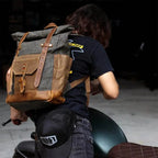 Mochila BP 102 Notebook 15.6" em Lona e Couro. Roll-Top Ajustável BAGYPACK