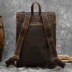 Mochila de Couro Legítimo BP 109: Elegância Atemporal e Funcionalidade para o Dia a Dia BAGYPACK