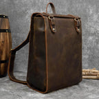Mochila de Couro Legítimo BP 109: Elegância Atemporal e Funcionalidade para o Dia a Dia BAGYPACK