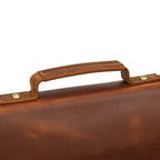 Pasta Executiva de Couro Legítimo BP 111: A Elegância Clássica para o Profissional BAGYPACK