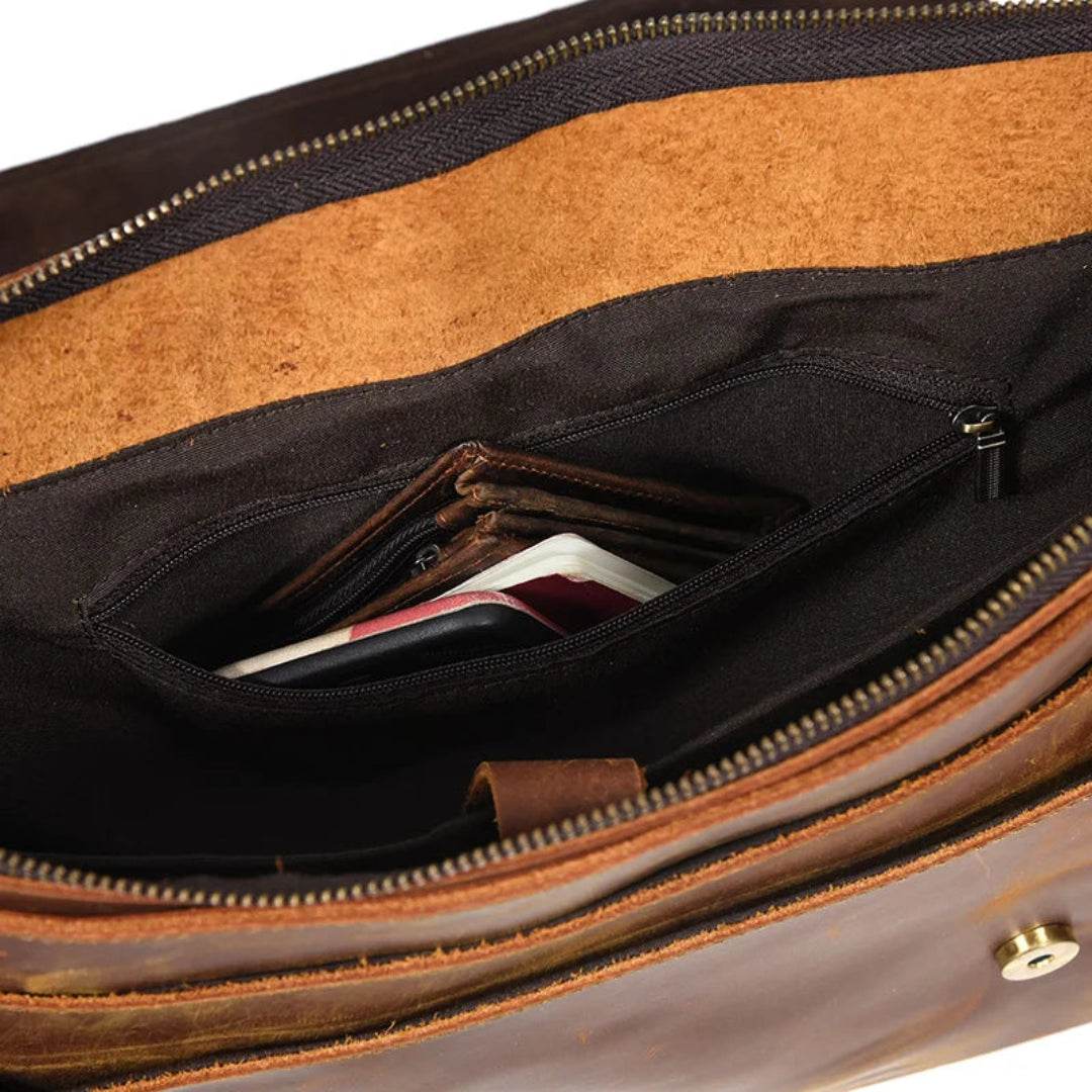 Pasta Executiva de Couro Legítimo BP 111: A Elegância Clássica para o Profissional BAGYPACK