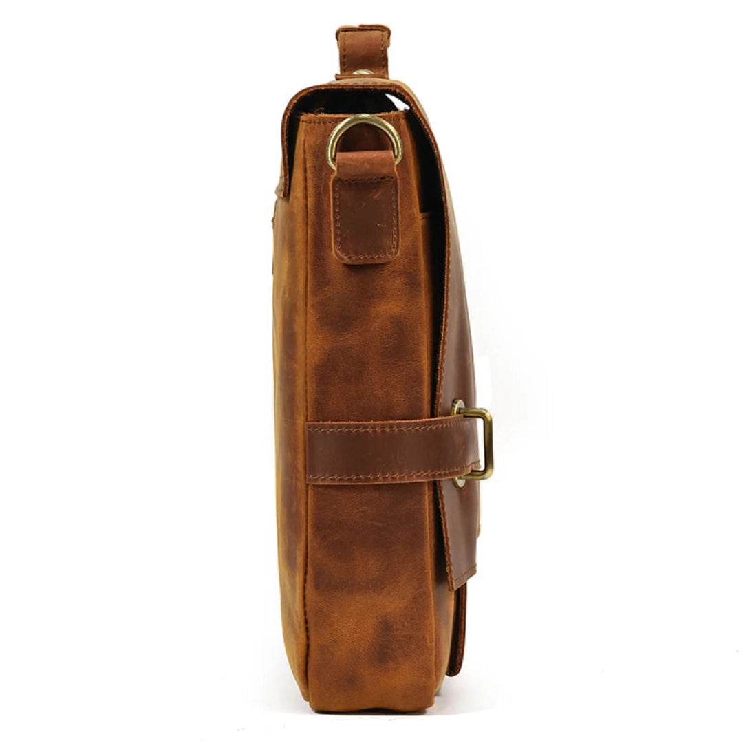 Pasta Executiva de Couro Legítimo BP 111: A Elegância Clássica para o Profissional BAGYPACK
