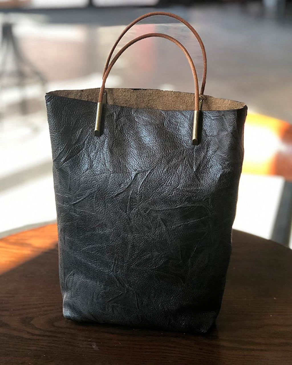 Bolsa BP 318 em Couro Genuíno: Sofisticação Compacta para o Essencial BAGYPACK