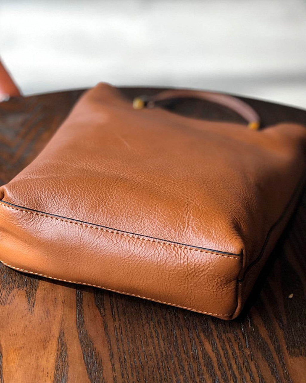Bolsa BP 318 em Couro Genuíno: Sofisticação Compacta para o Essencial BAGYPACK