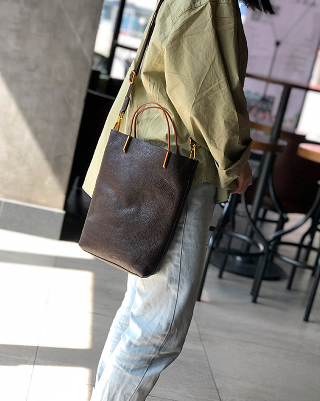 Bolsa BP 318, elegante e versátil, ideal para o uso diário e viagens.