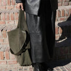 Bolsa Bucket Bag Unissex BP 312: Estilo e Amplo Espaço em Couro Camurça BAGYPACK