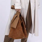 Bolsa Bucket Bag Unissex BP 312 Camurça | Estilo e Funcionalidade | Bagypack - BAGYPACK