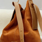 Bolsa Bucket Bag Unissex BP 312: Estilo e Amplo Espaço em Couro Camurça BAGYPACK
