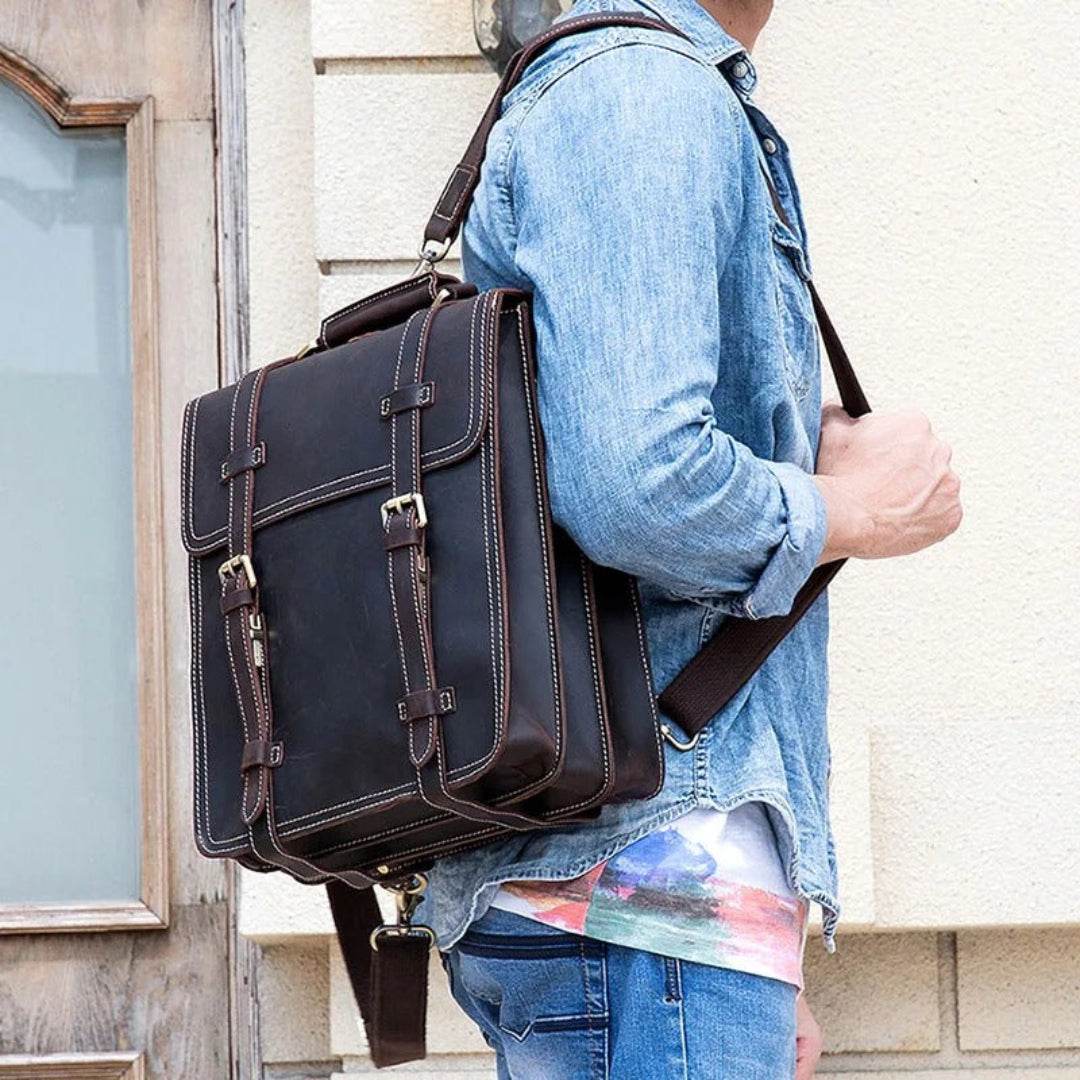 Mochila Notebook 2 em 1 em Couro Legítimo BP 103: Versatilidade com Toque Profissional BAGYPACK