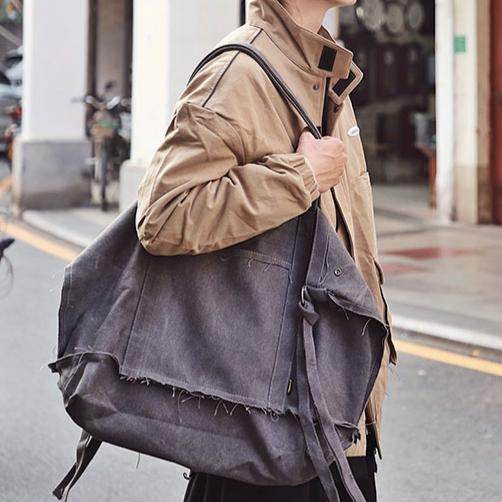Bolsa Carteiro Masculina BP 126: Estilo Casual em Lona e Amplo Espaço Urbano BAGYPACK