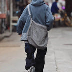 Bolsa Carteiro Masculina BP 126: Estilo Casual em Lona e Amplo Espaço Urbano BAGYPACK