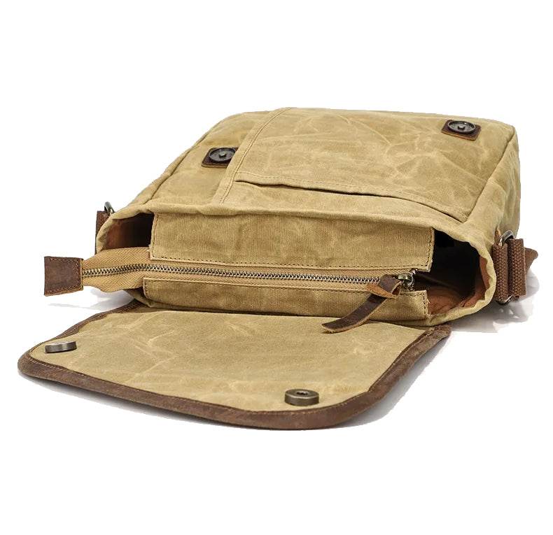 Bolsa Masculina de Ombro BP 106: Praticidade Compacta em Lona e Couro BAGYPACK