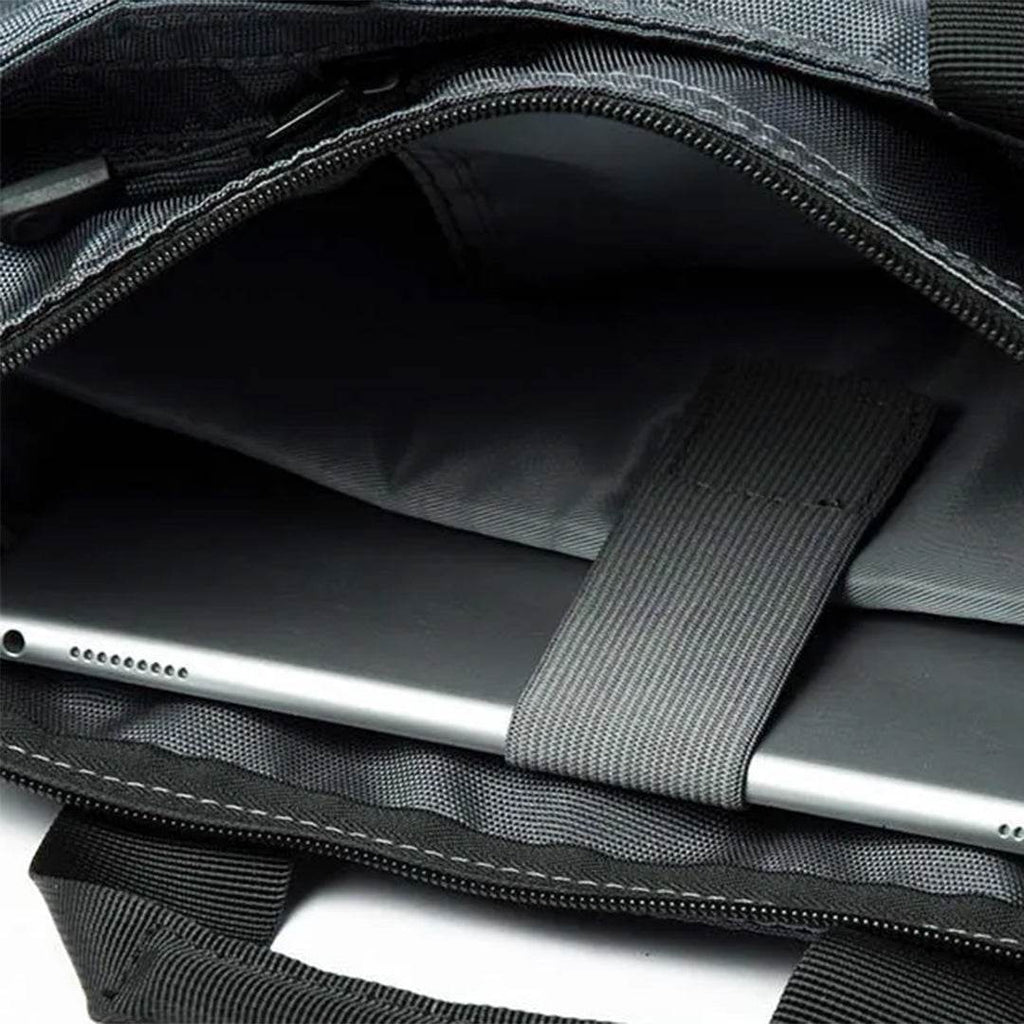 Bolsa Carteiro Masculina BP 227: Organização Superior com 14 Bolsos e Tecido Oxford BAGYPACK