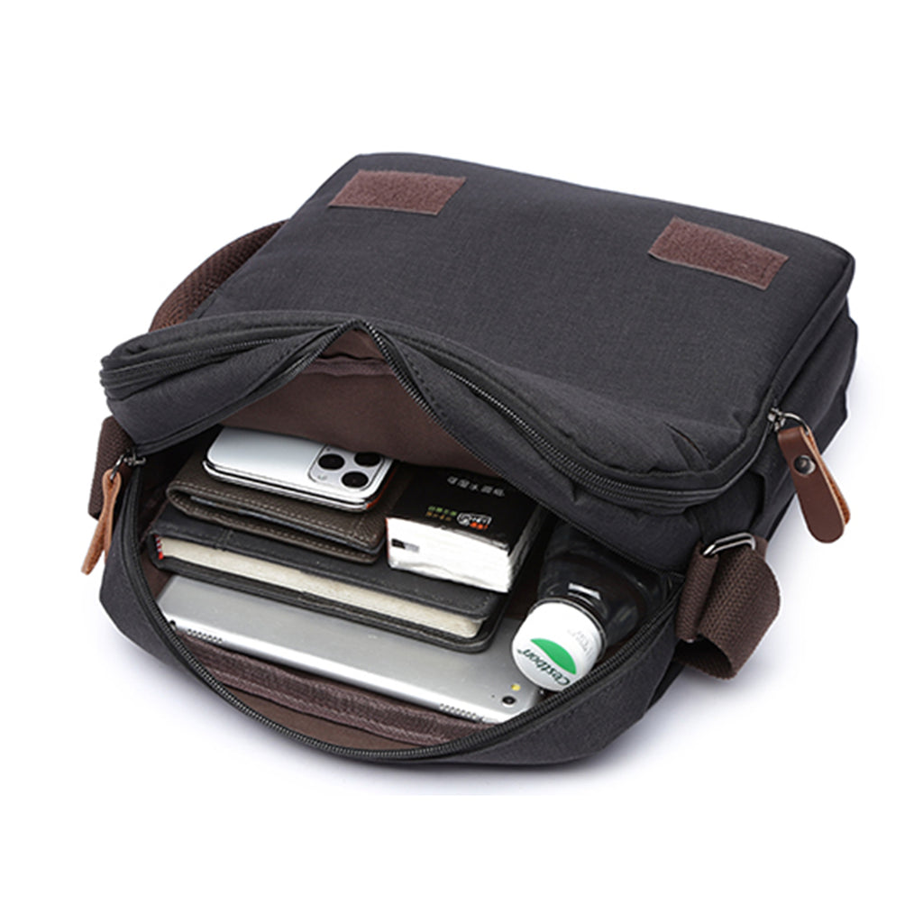 Bolsa Tiracolo Masculina BP 302 moderna e funcional, ideal para o uso diário.
