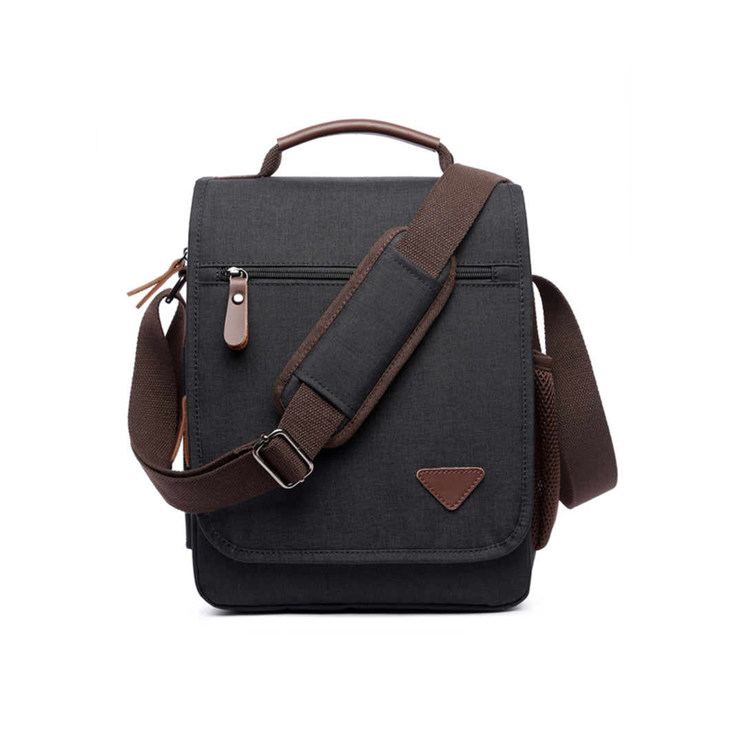 Bolsa Tiracolo Masculina BP 302 moderna e funcional, ideal para o uso diário.