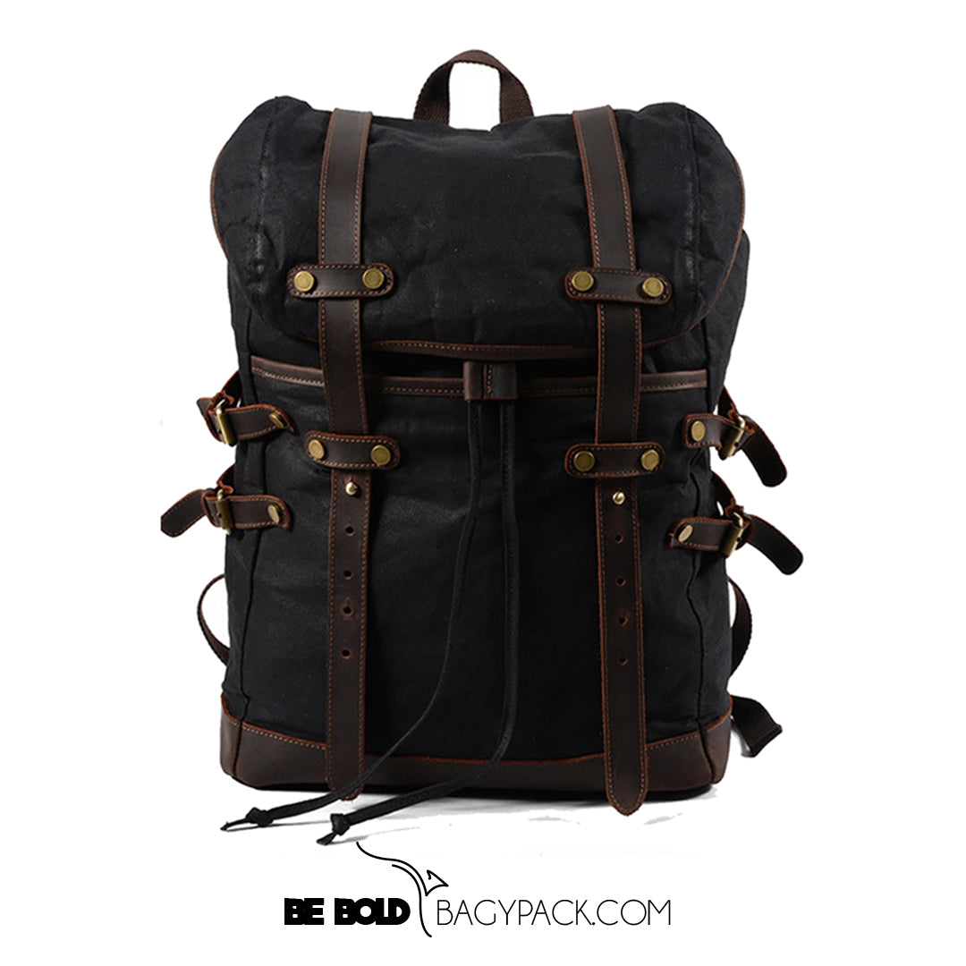 Mochila BP 114 com design moderno, prática para trabalho e viagens, com compartimentos espaçosos.