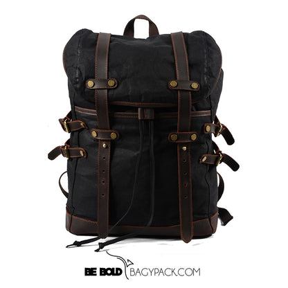 Mochila BP 114 com design moderno, prática para trabalho e viagens, com compartimentos espaçosos.