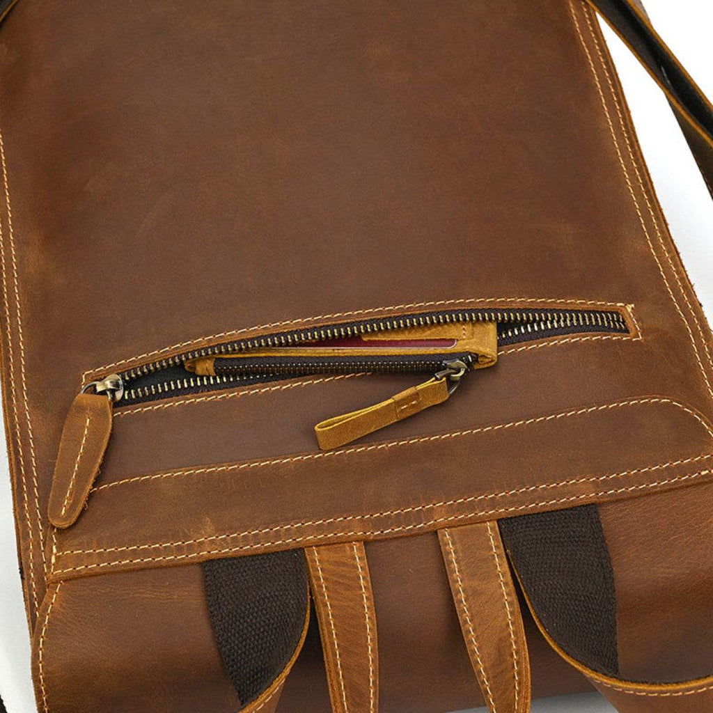 Mochila Notebook em Couro Legítimo BP 105: Segurança e Estilo para Notebook 15" BAGYPACK