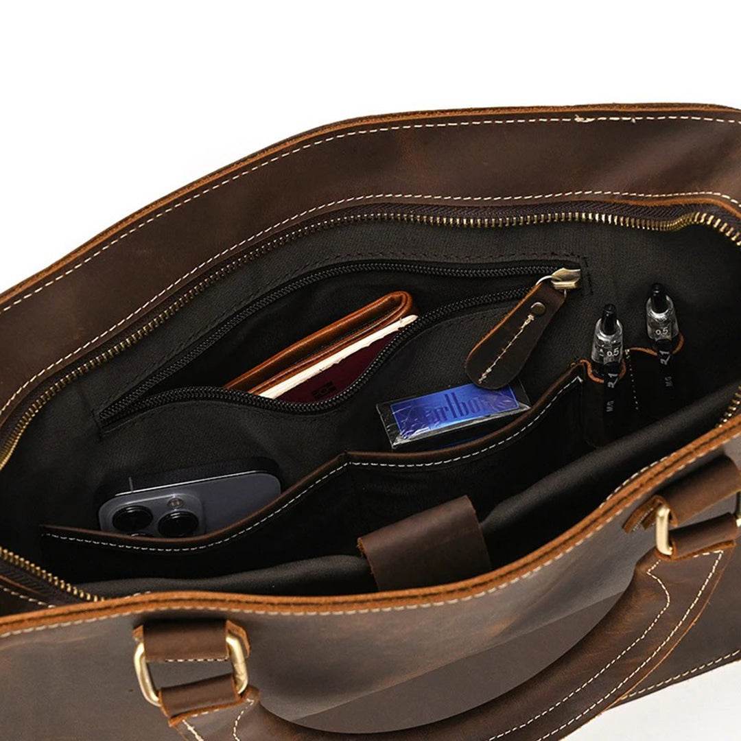 Pasta Executiva em Couro Legítimo BP 118: Elegância e Organização para o Profissional Moderno BAGYPACK