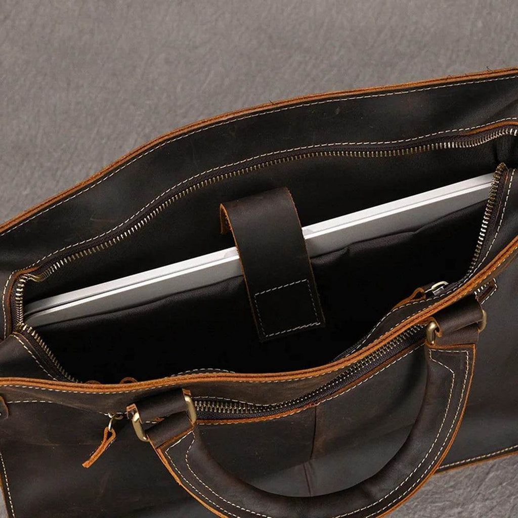 Pasta Executiva em Couro Legítimo BP 118: Elegância e Organização para o Profissional Moderno BAGYPACK