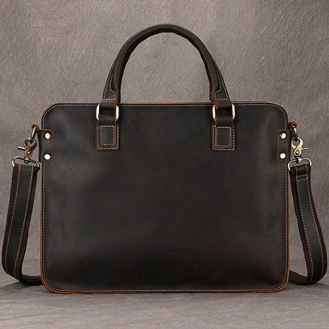 Pasta Executiva em Couro Legítimo BP 118: Elegância e Organização para o Profissional Moderno BAGYPACK