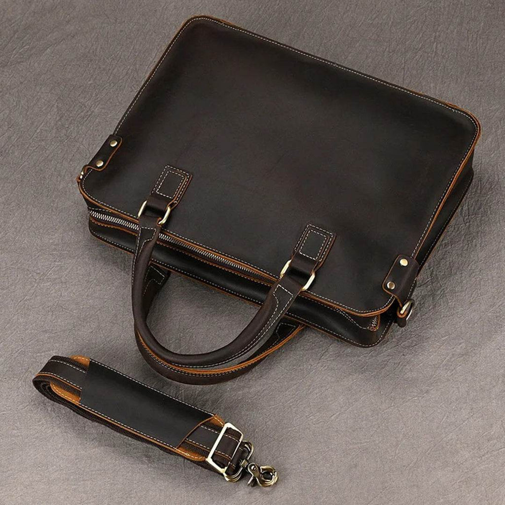 Pasta Executiva em Couro Legítimo BP 118: Elegância e Organização para o Profissional Moderno BAGYPACK