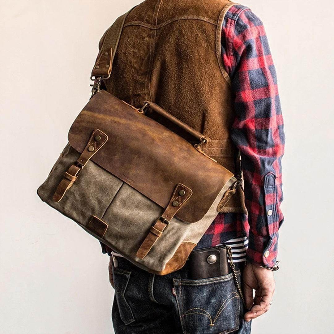 Bolsa Carteiro BP 107 Masculina Notebook 14" em Lona e Couro BAGYPACK