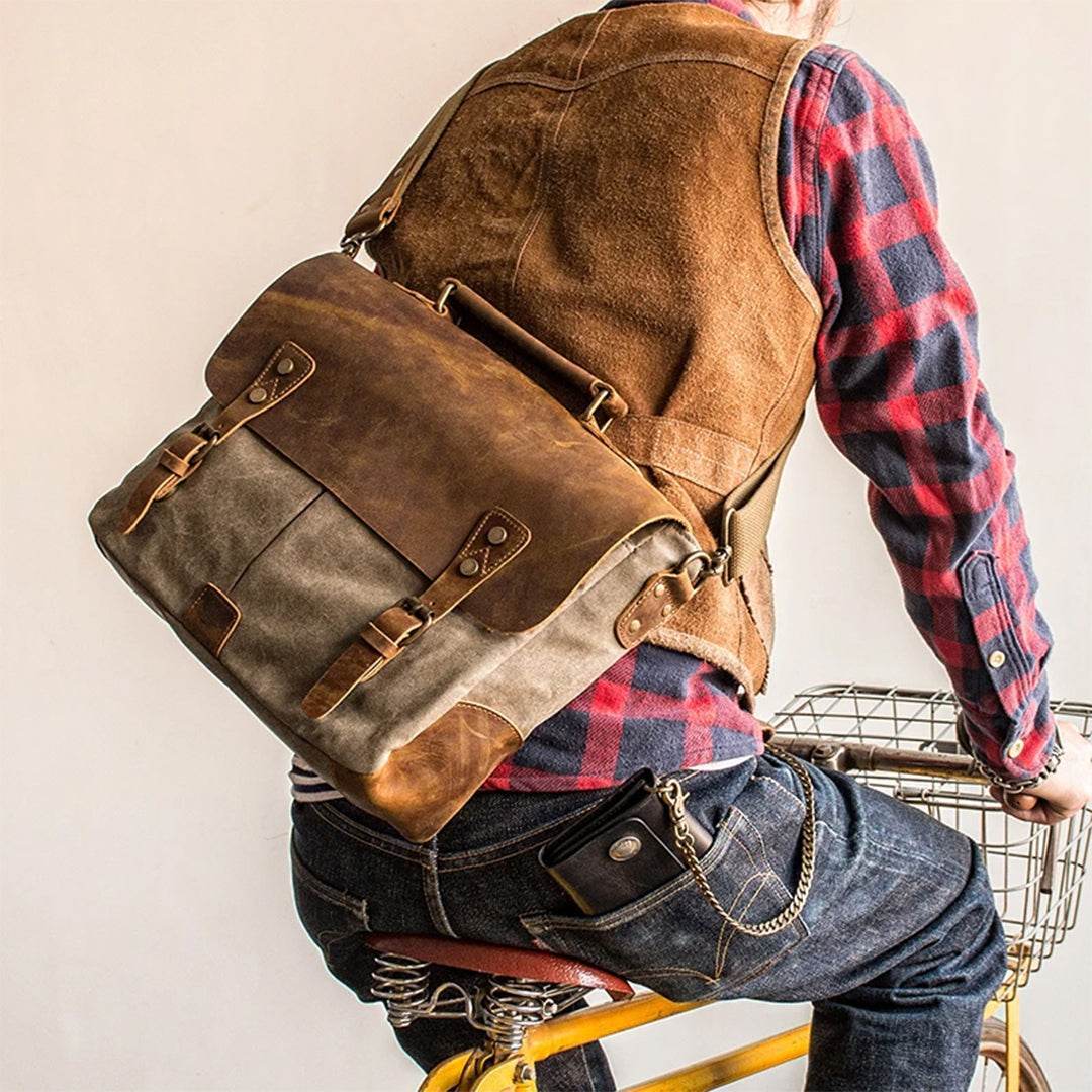 Bolsa Carteiro BP 107 Masculina Notebook 14" em Lona e Couro BAGYPACK