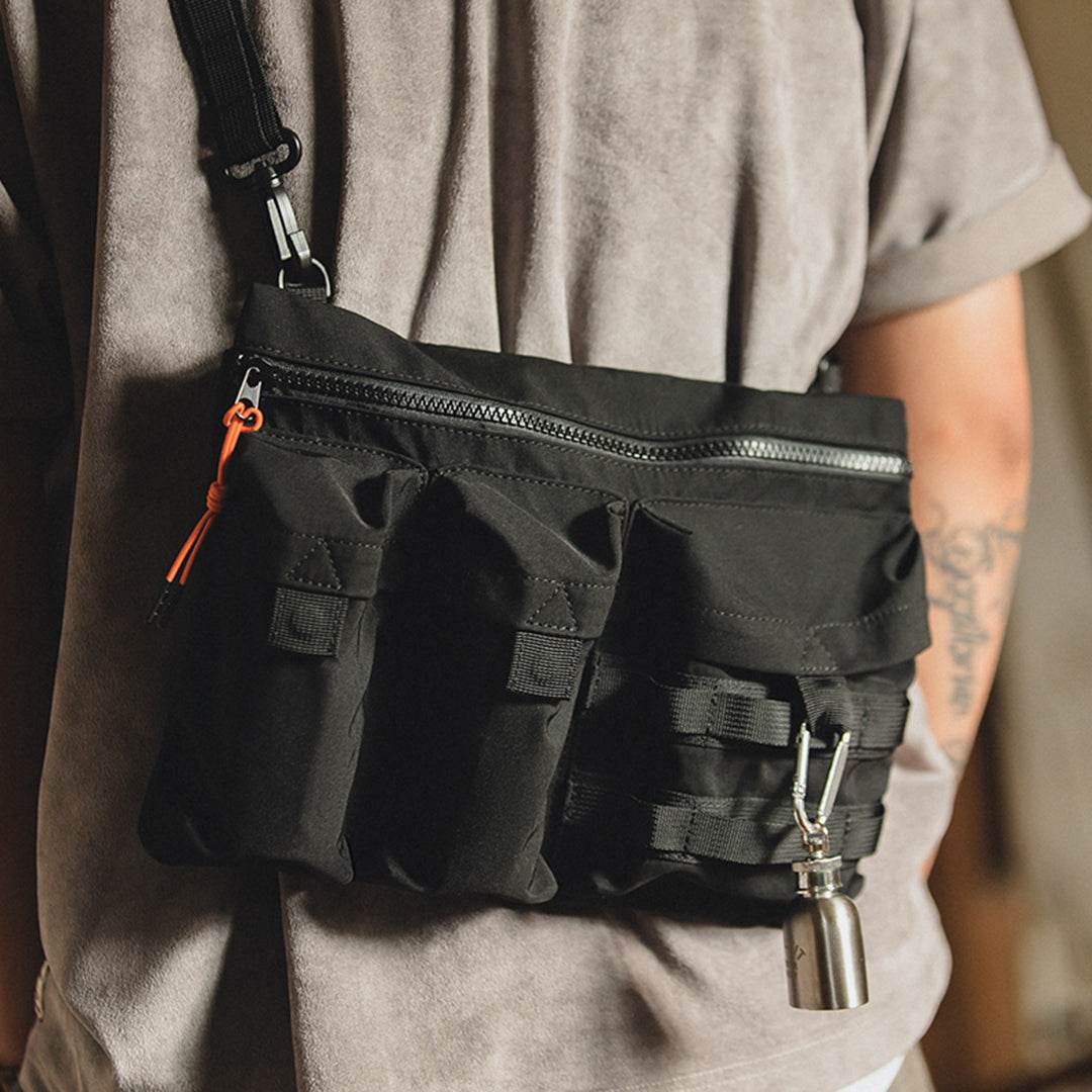 Crossbody Masculina BP 321 em Nylon. Leve e Resistente à Água BAGYPACK