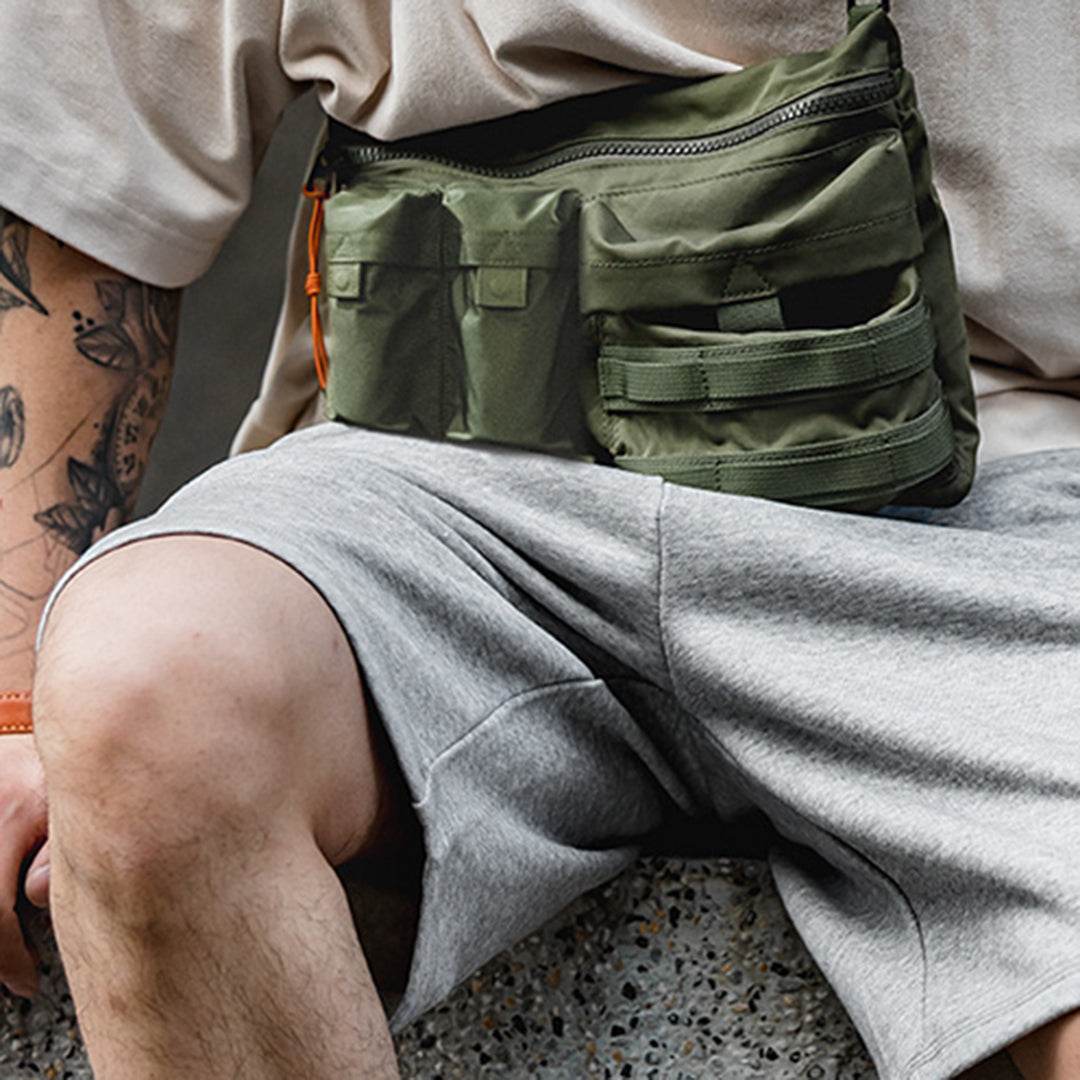 Crossbody Masculina BP 321 em Nylon. Leve e Resistente à Água BAGYPACK