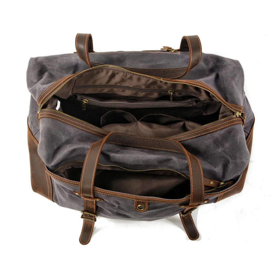 Bolsa de Viagem BP 610 masculina, resistente e prática, ideal para organizar itens em viagens curtas ou longas.