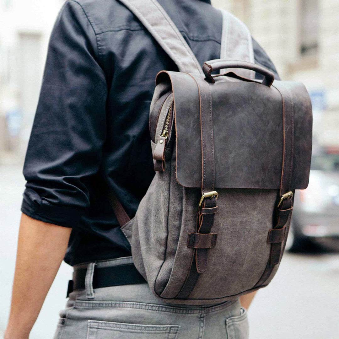 Mochila BP 113 Notebook 15.6" em Lona e Couro BAGYPACK
