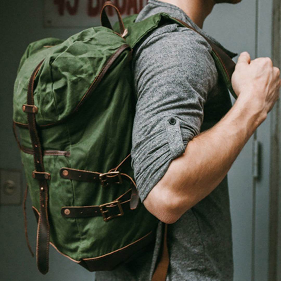 Mochila Notebook BP 114 15.6" em Lona e Couro. Casual-Chique BAGYPACK
